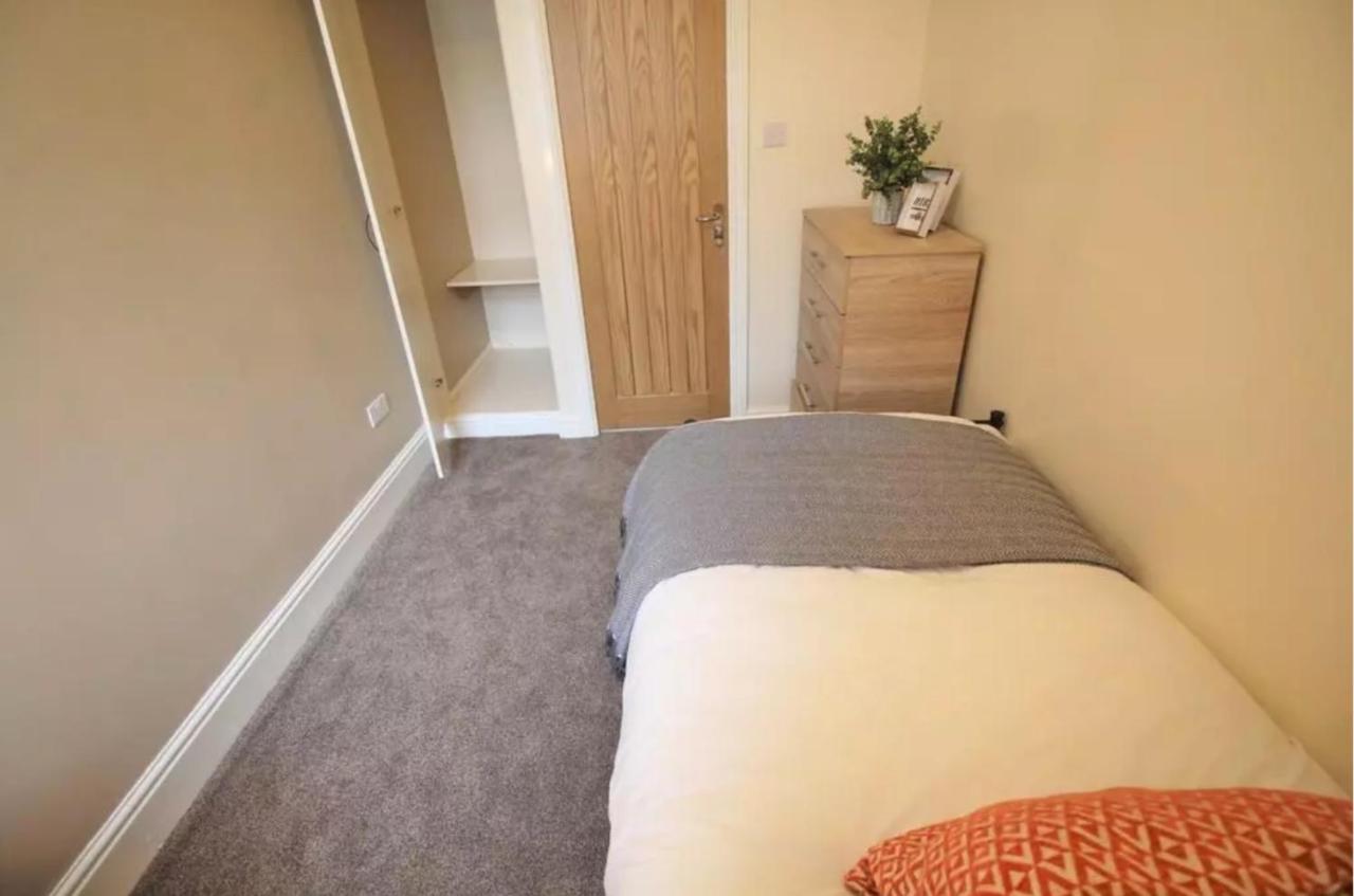 Comfy Rooms In Coventry, Sk Экстерьер фото
